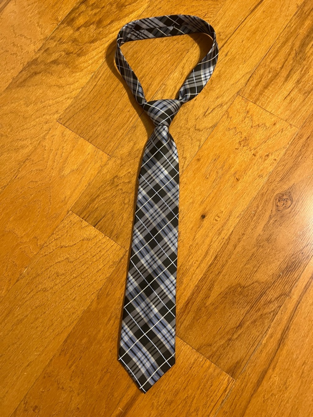 Izod silk tie
